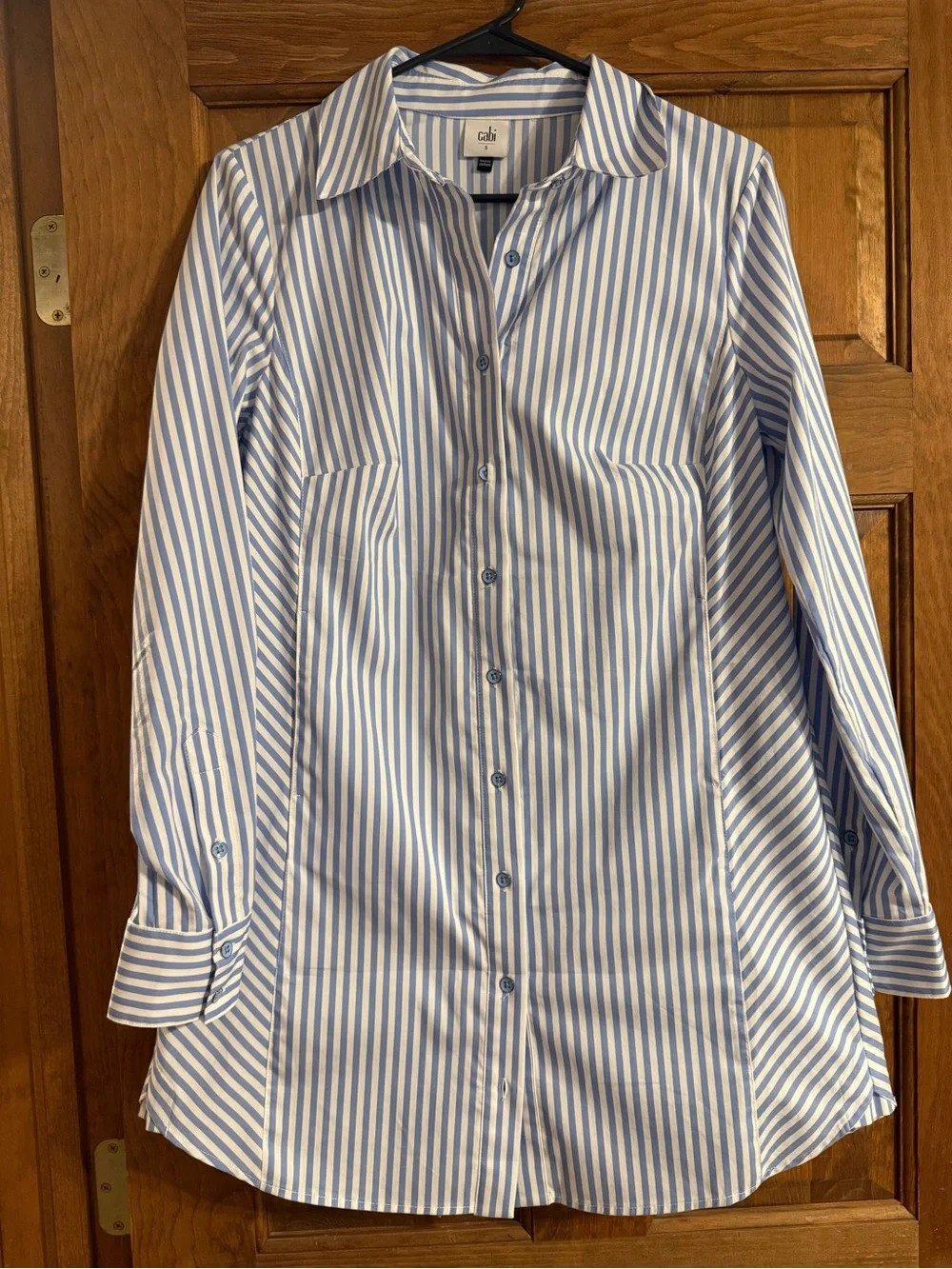 Cabi Dress Up shirt Spring 2025 - Picture 4 of 6